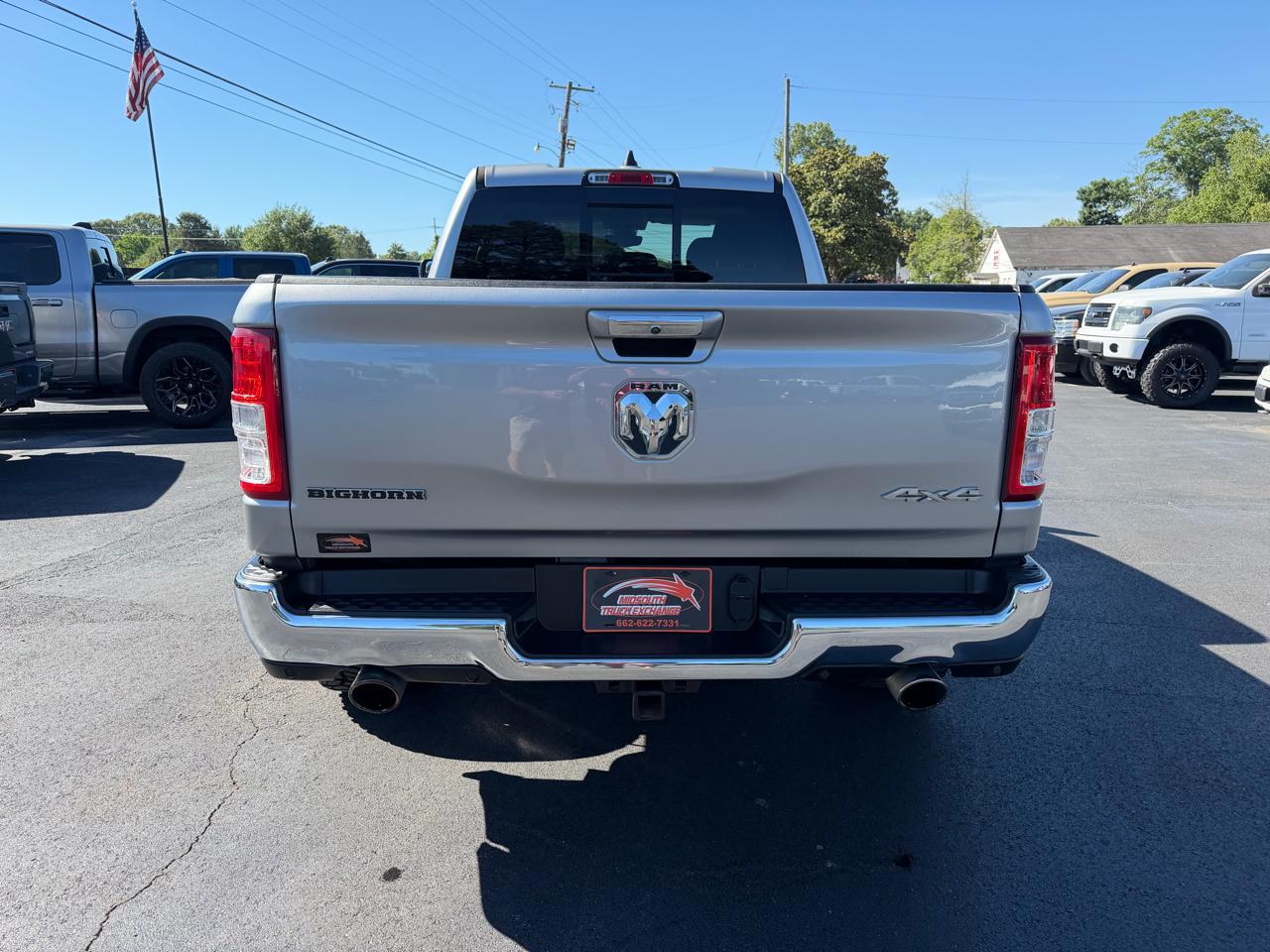 RAM 1500 Big Horn 4x4 Quad Cab 6'4" Box 2020