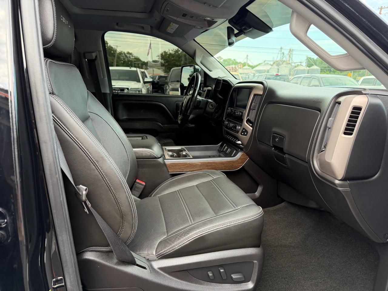 GMC Sierra 3500HD 4WD Crew Cab 167.7" Denali 2017
