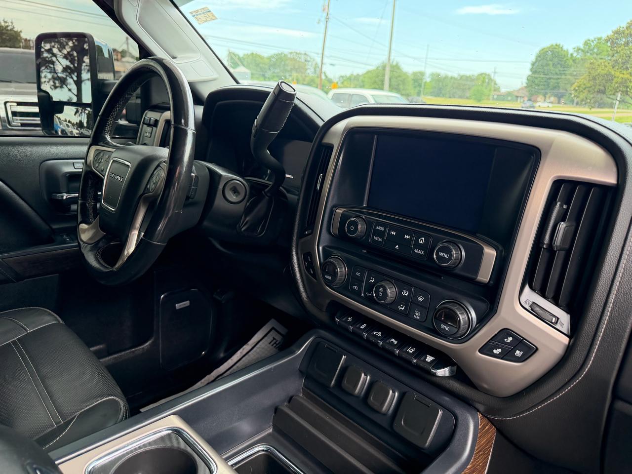GMC Sierra 3500HD 4WD Crew Cab 167.7" Denali 2017