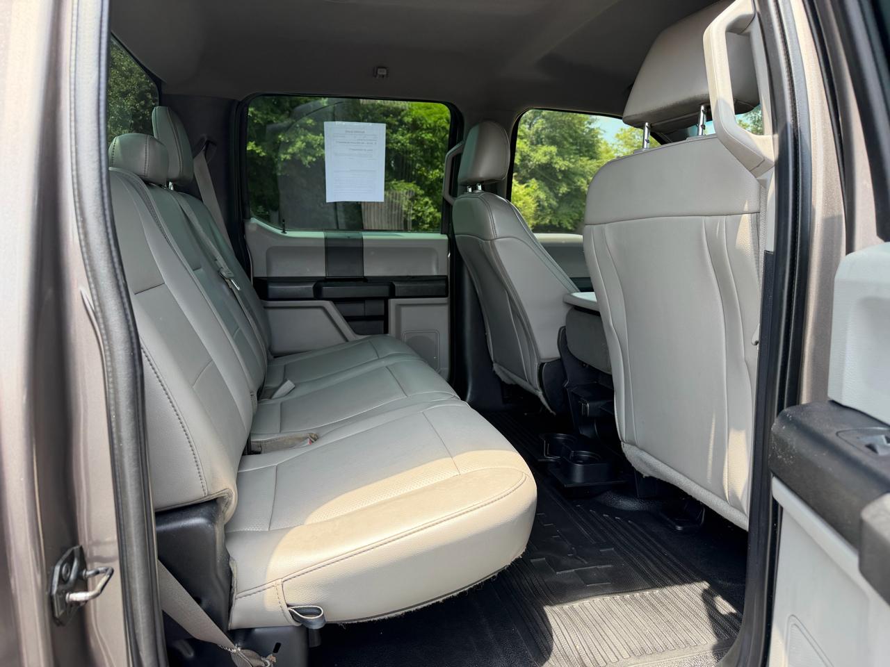 Ford Super Duty F-350 DRW XL 4WD Crew Cab 8' Box 2019