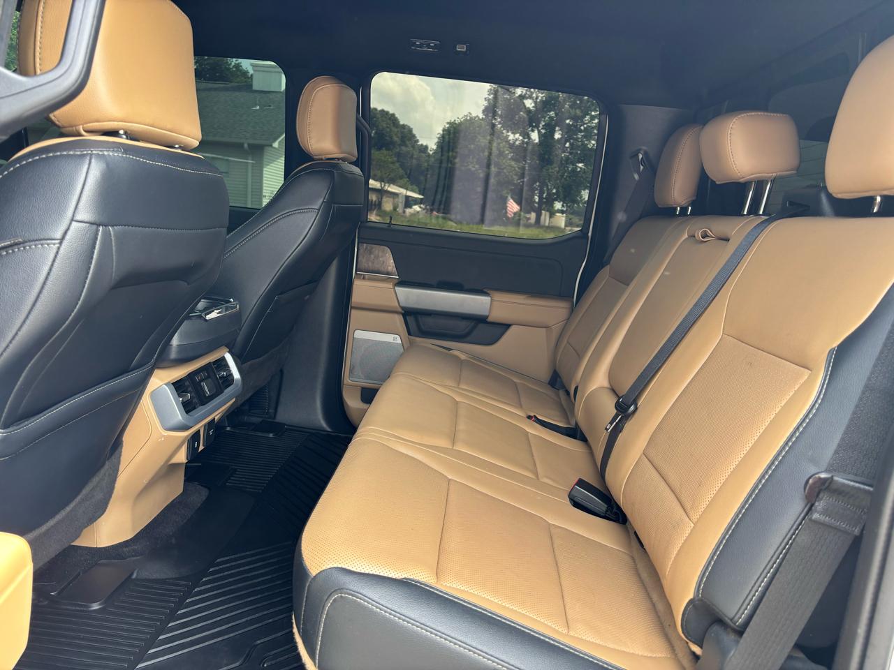 Ford F-150 Lariat 4WD SuperCrew 5.5' Box 2023