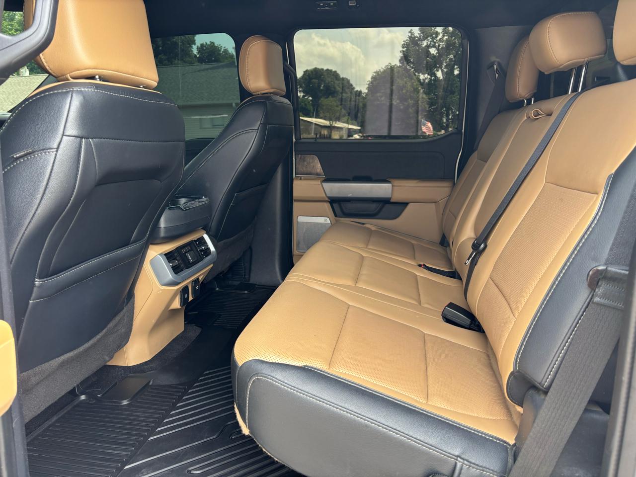 Ford F-150 Lariat 4WD SuperCrew 5.5' Box 2023