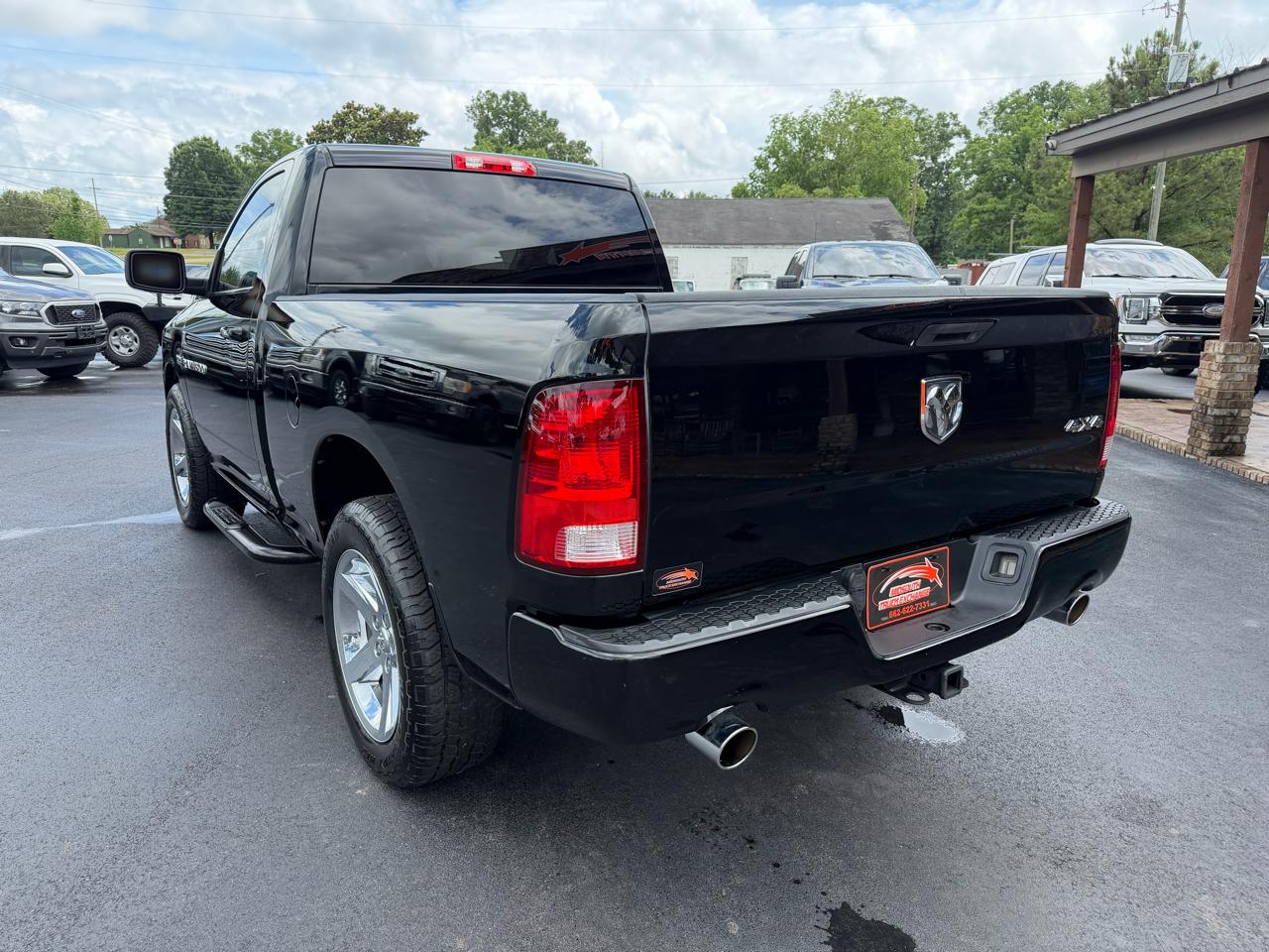 RAM 1500 4WD Reg Cab 120.5" Sport 2012