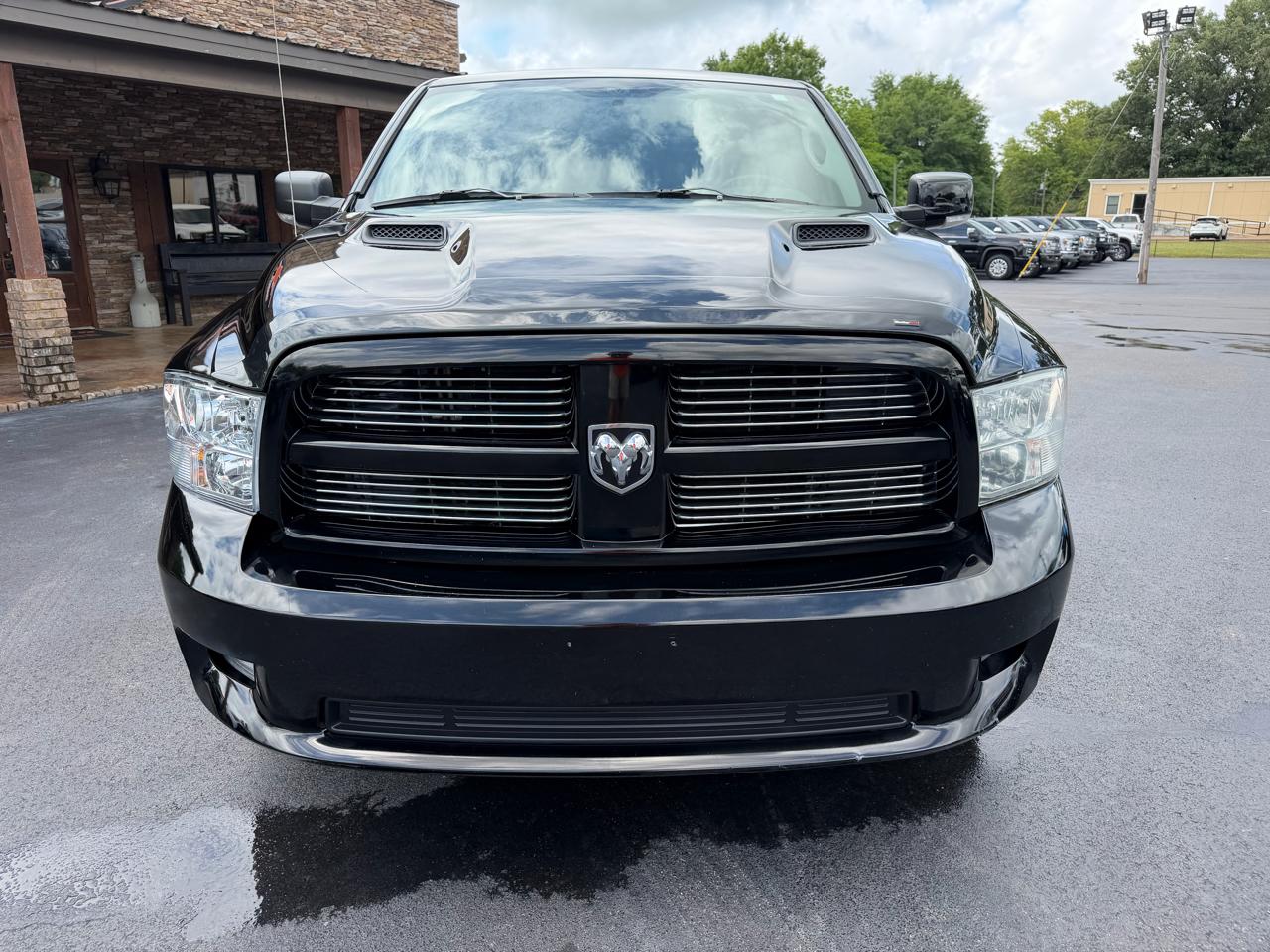 RAM 1500 4WD Reg Cab 120.5" Sport 2012