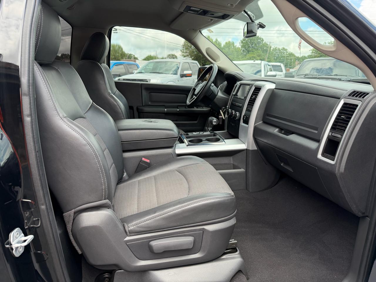 RAM 1500 4WD Reg Cab 120.5" Sport 2012