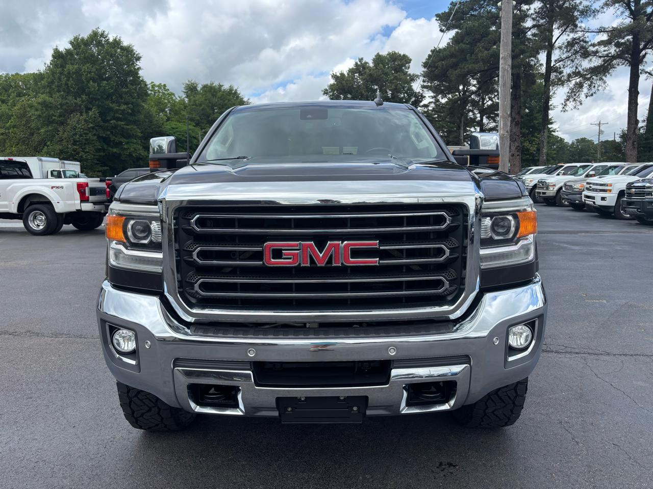 GMC Sierra 2500HD available WiFi 4WD Crew Cab 153.7" SLT 2015