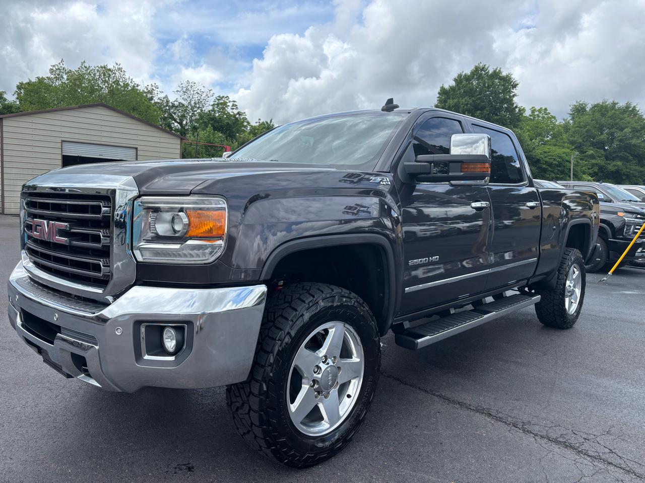 GMC Sierra 2500HD available WiFi 4WD Crew Cab 153.7" SLT 2015