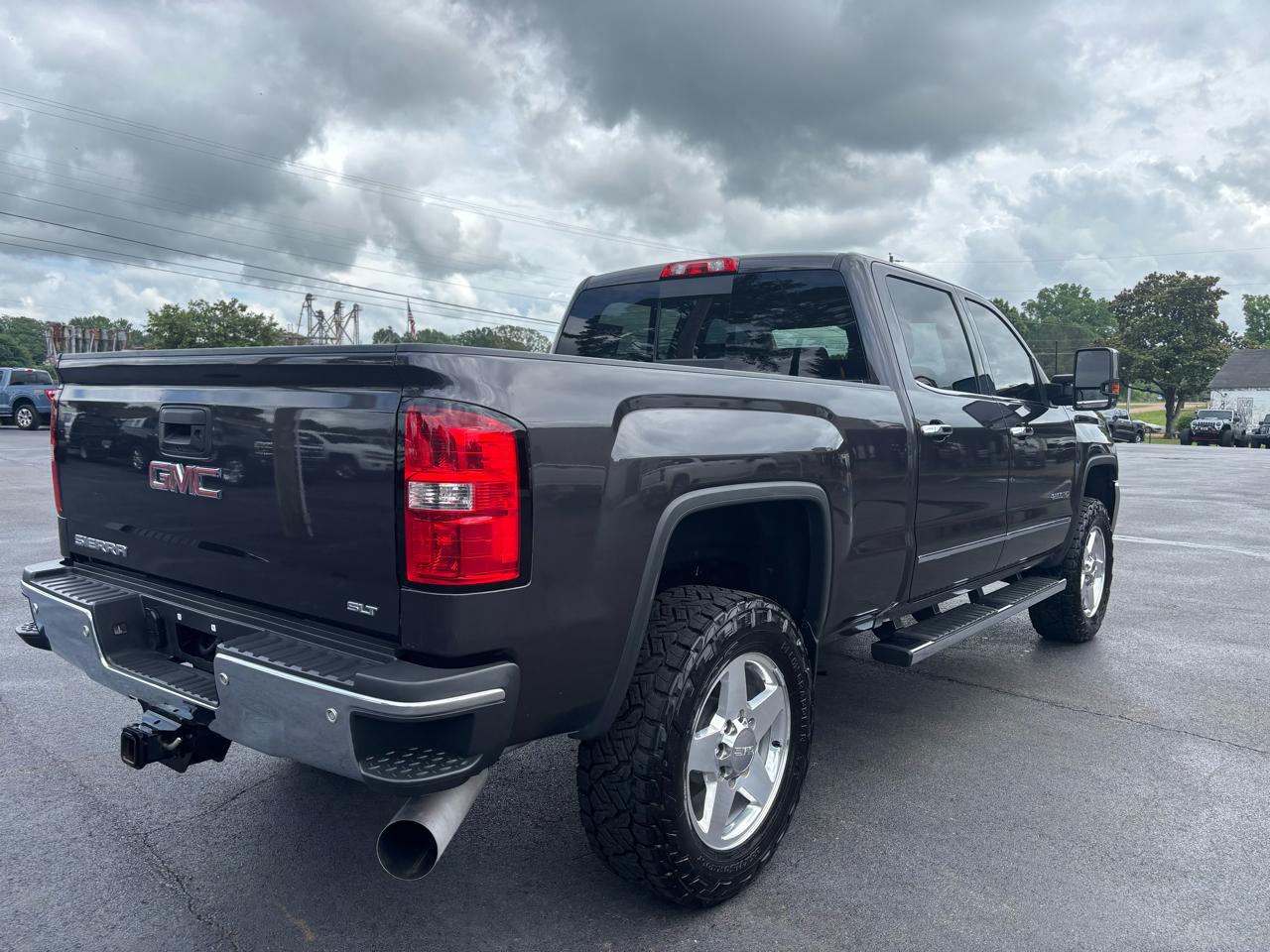 GMC Sierra 2500HD available WiFi 4WD Crew Cab 153.7" SLT 2015