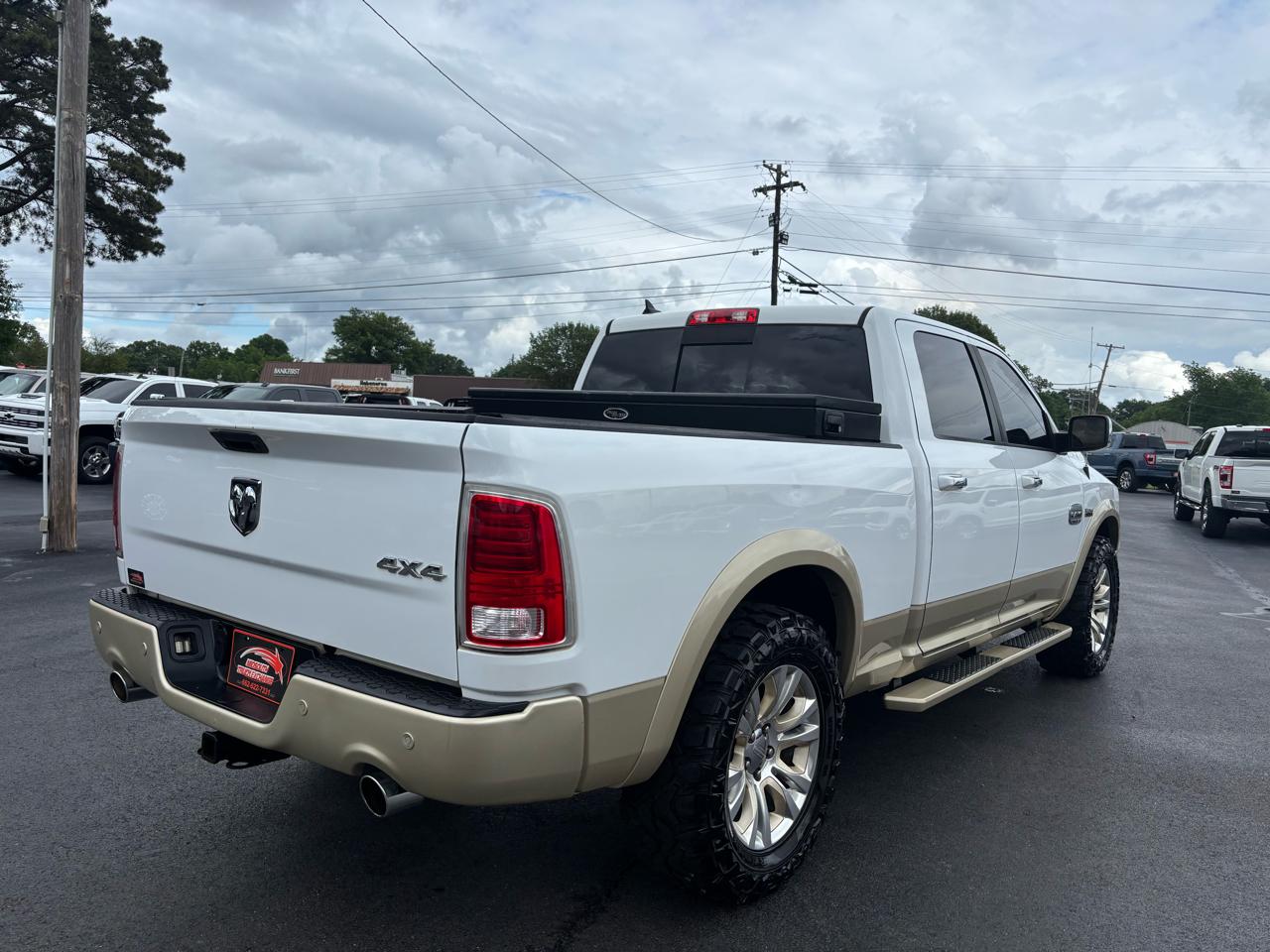 RAM 1500 4WD Crew Cab 149" Longhorn 2014