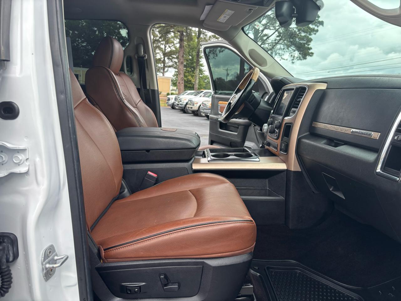 RAM 1500 4WD Crew Cab 149" Longhorn 2014