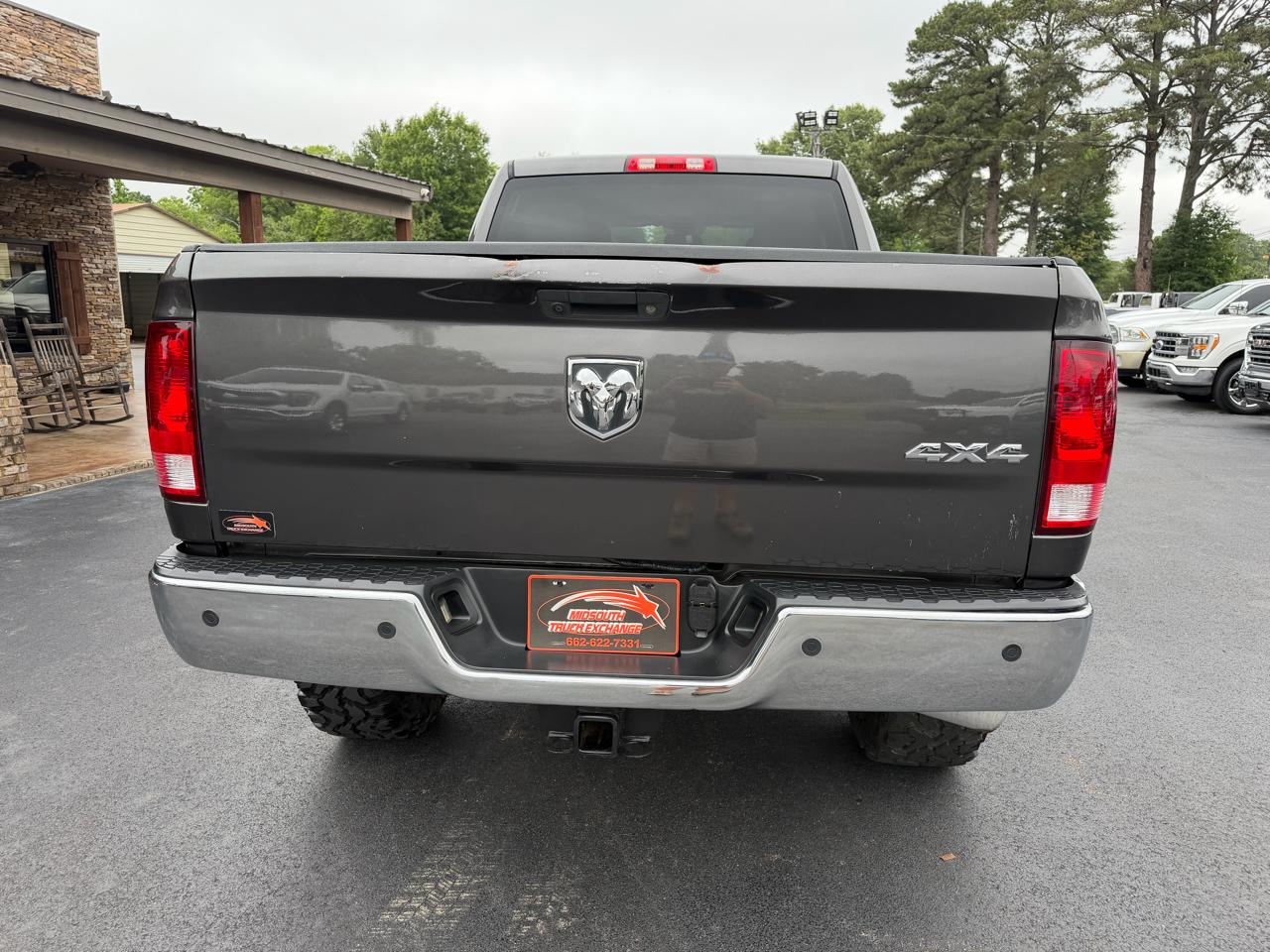 RAM 2500 Tradesman 4x4 Crew Cab 6'4" Box 2017