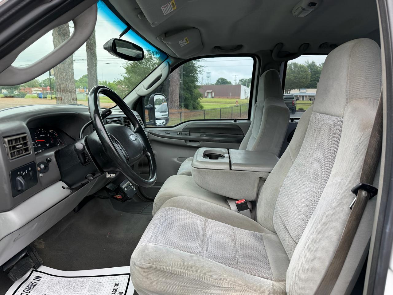 Ford Super Duty F-250 Crew Cab 156" XLT 4WD 2003