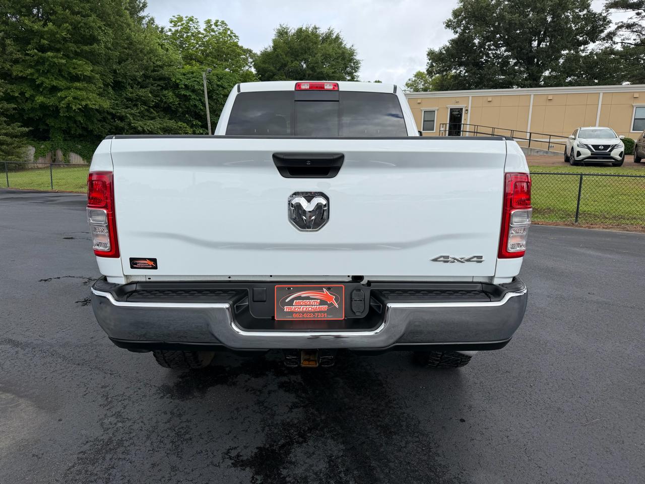 RAM 2500 Tradesman 4x4 Crew Cab 6'4" Box 2024