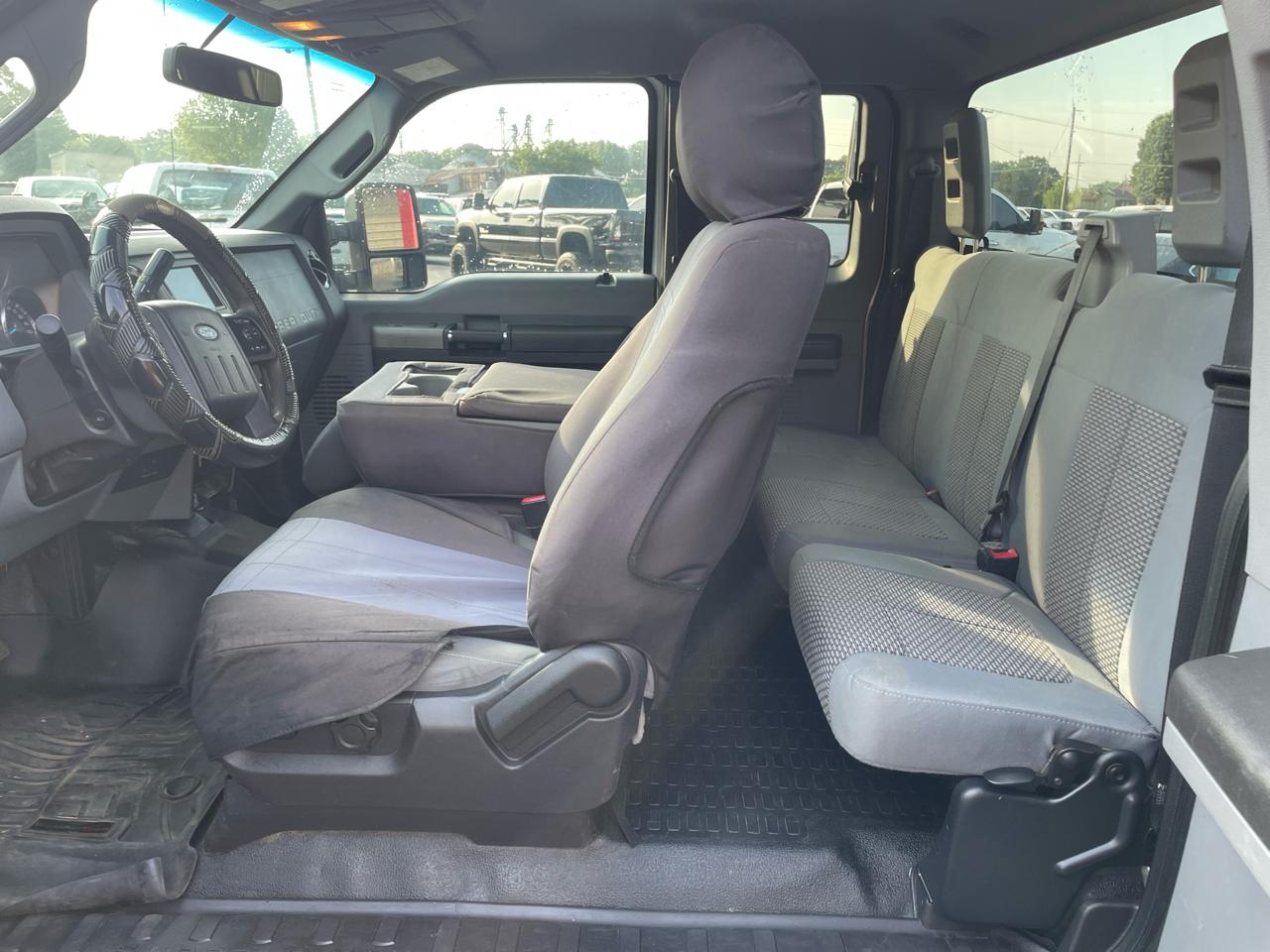 Ford Super Duty F-250 SRW 4WD SuperCab 142" XLT 2016