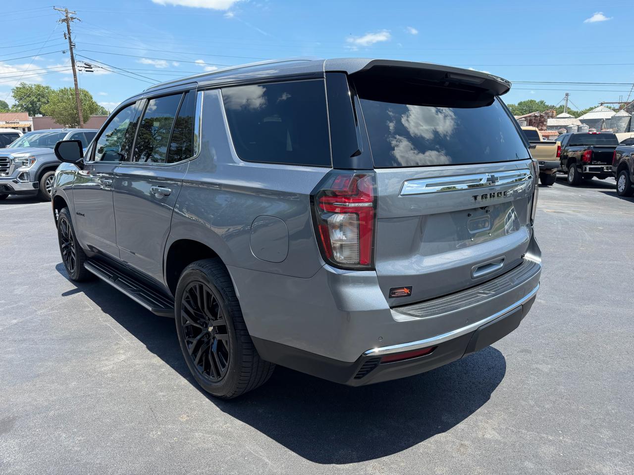 Chevrolet Tahoe 4WD 4dr LT 2021