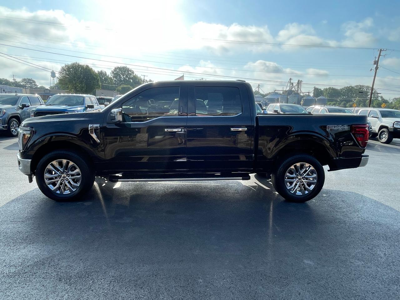 Ford F-150 Lariat 4WD SuperCrew 5.5' Box 2024