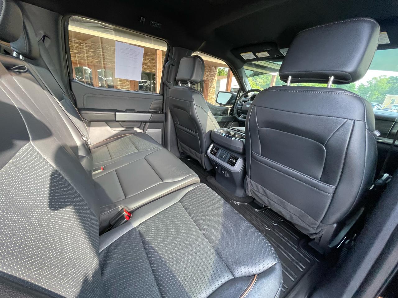 Ford F-150 Lariat 4WD SuperCrew 5.5' Box 2024
