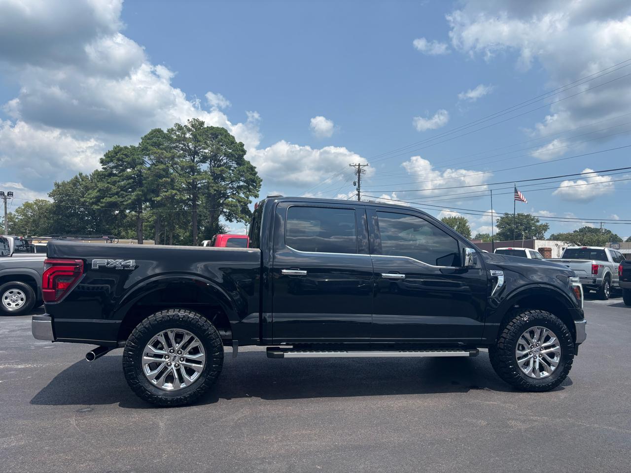 Ford F-150 Lariat 4WD SuperCrew 5.5' Box 2024