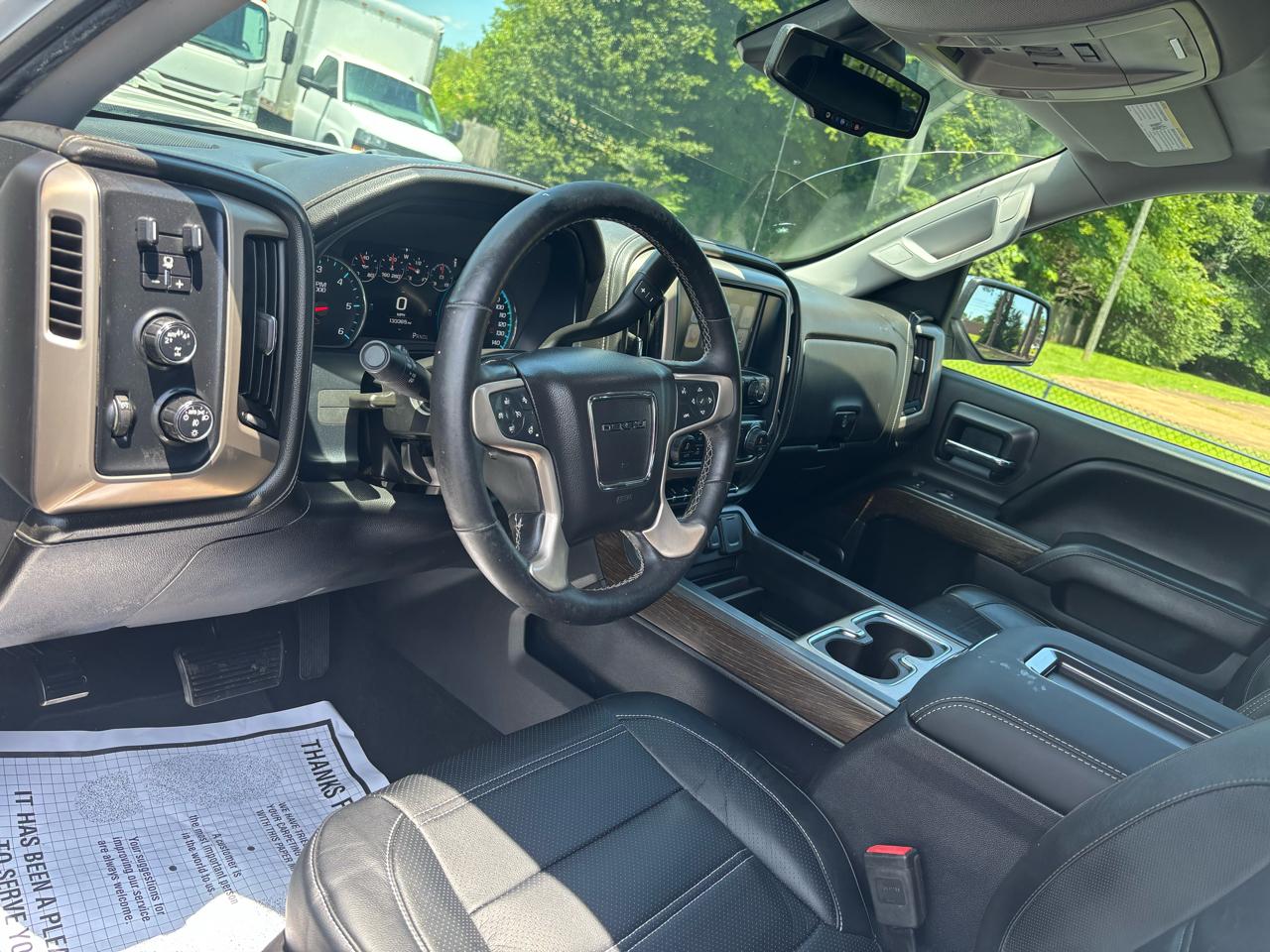 GMC Sierra 1500 4WD Crew Cab 143.5" Denali 2017