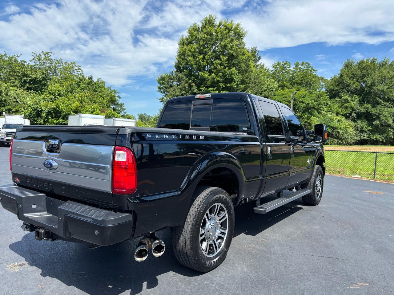 Ford Super Duty F-250 SRW 4WD Crew Cab 172" Platinum 2016