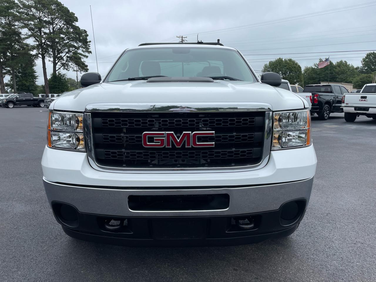 GMC Sierra 2500HD 4WD Reg Cab 133.7" Work Truck 2012
