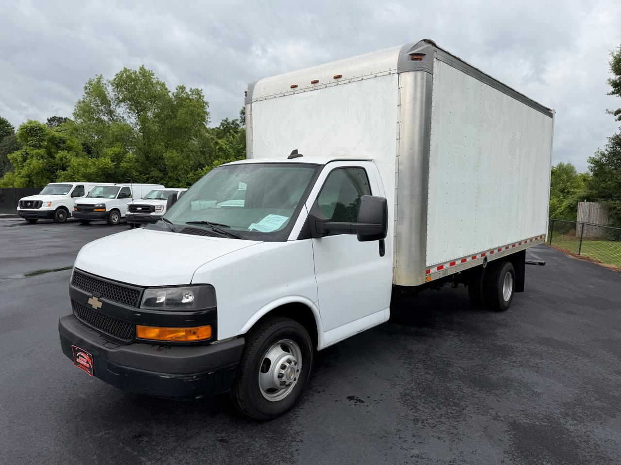 Chevrolet Express Commercial Cutaway 3500 Van 177" 2019