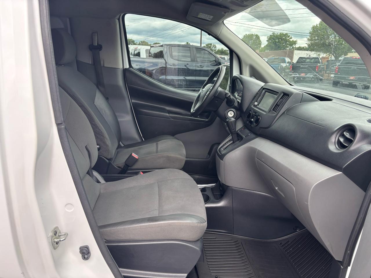 Nissan NV200 Compact Cargo I4 SV 2020