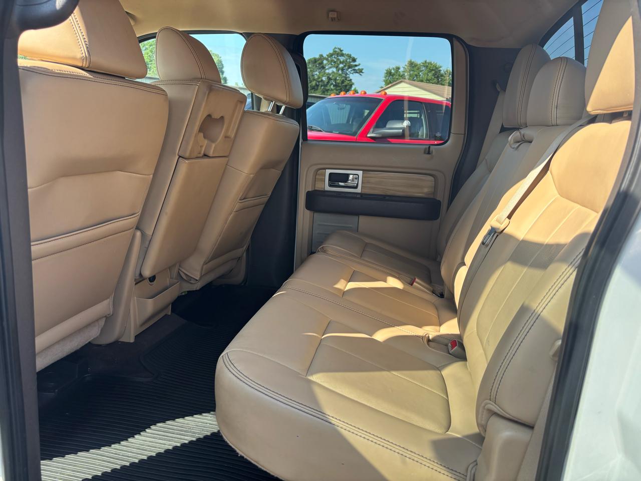 Ford F-150 2WD SuperCrew 157" Lariat 2011