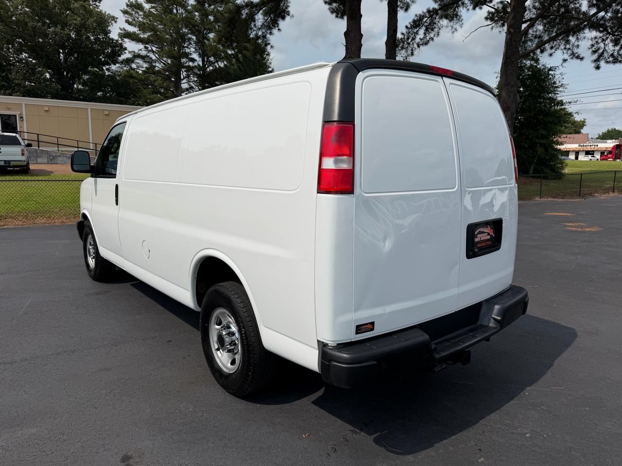 Chevrolet Express Cargo Van RWD 2500 135" 2019