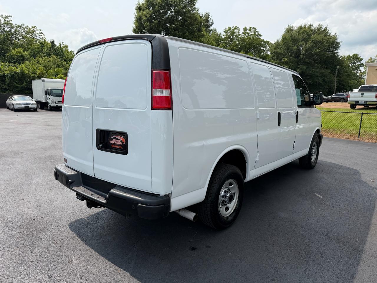 Chevrolet Express Cargo Van RWD 2500 135" 2019
