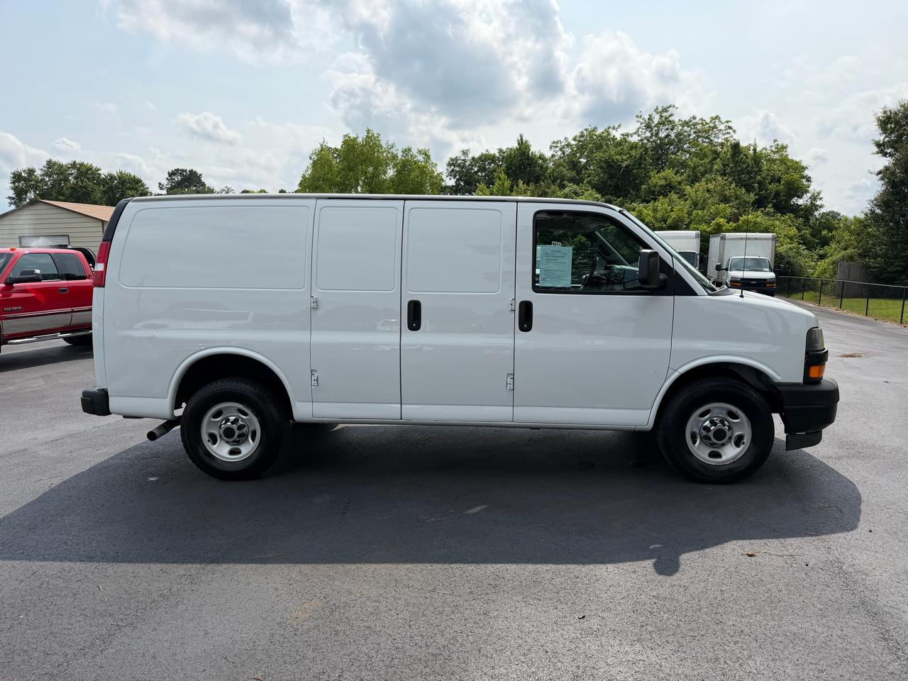 Chevrolet Express Cargo Van RWD 2500 135" 2019