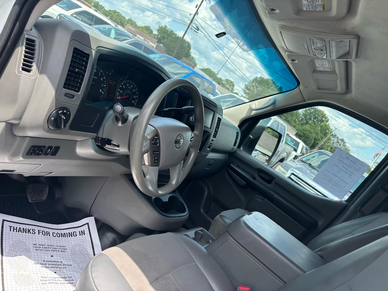 Nissan NV Cargo NV2500 HD Standard Roof V6 SV 2020