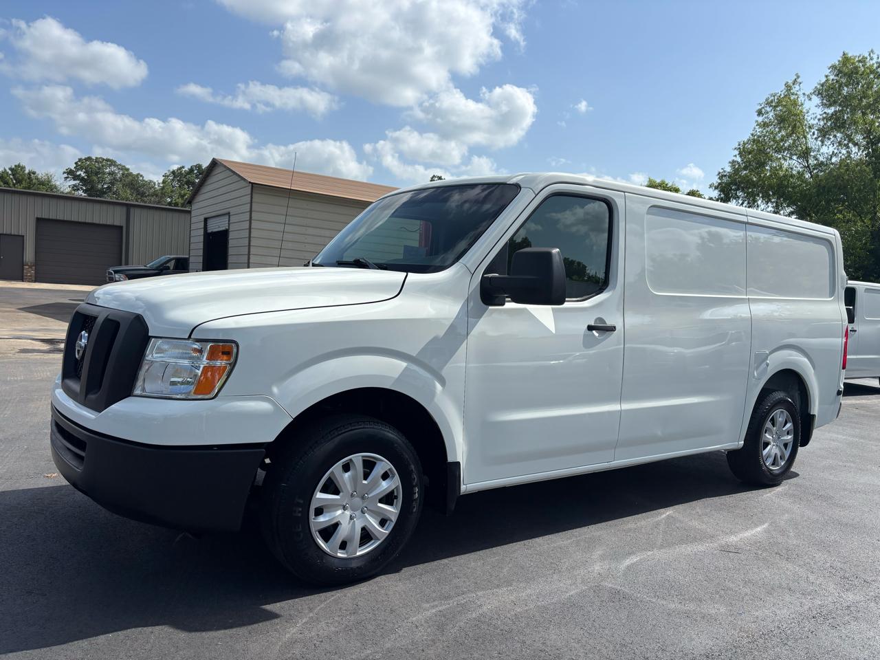 Nissan NV Cargo NV2500 HD Standard Roof V6 SV 2020