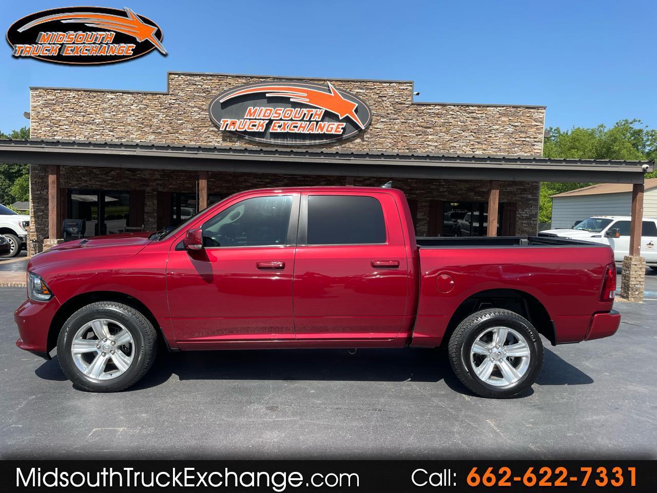 RAM 1500 2WD Crew Cab 140.5" Sport 2015