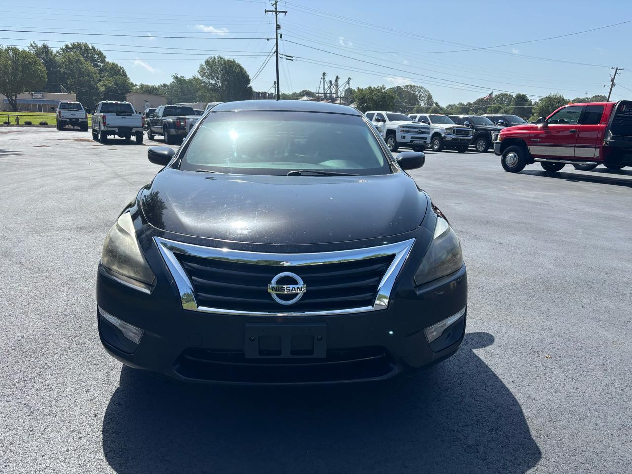 Nissan Altima 4dr Sdn I4 2.5 SV 2013