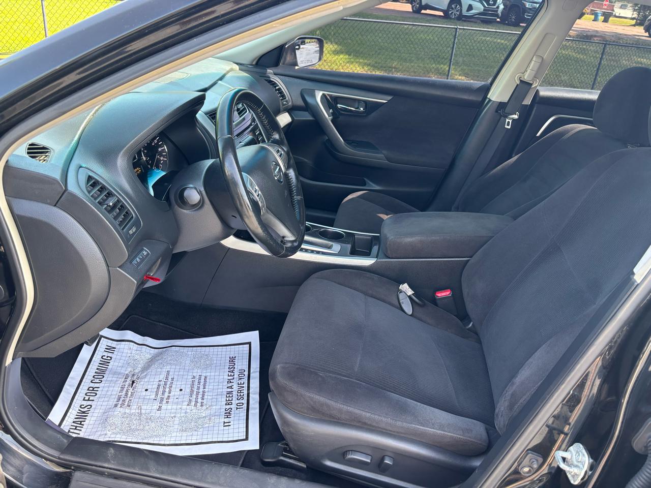 Nissan Altima 4dr Sdn I4 2.5 SV 2013