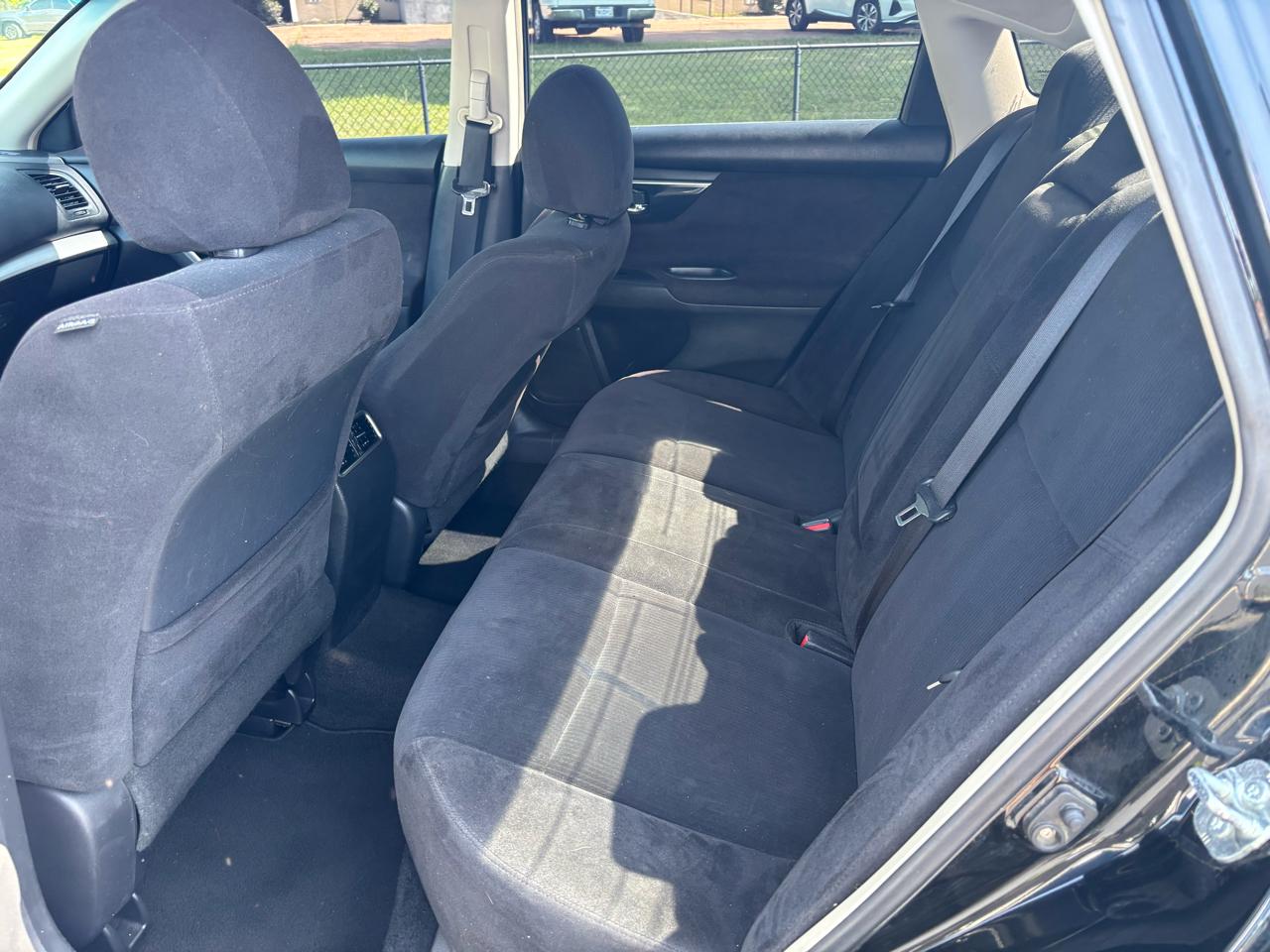 Nissan Altima 4dr Sdn I4 2.5 SV 2013