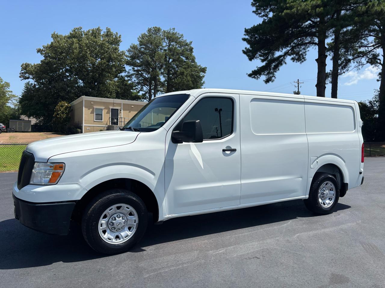 Nissan NV Cargo NV2500 HD Standard Roof V6 SV 2020