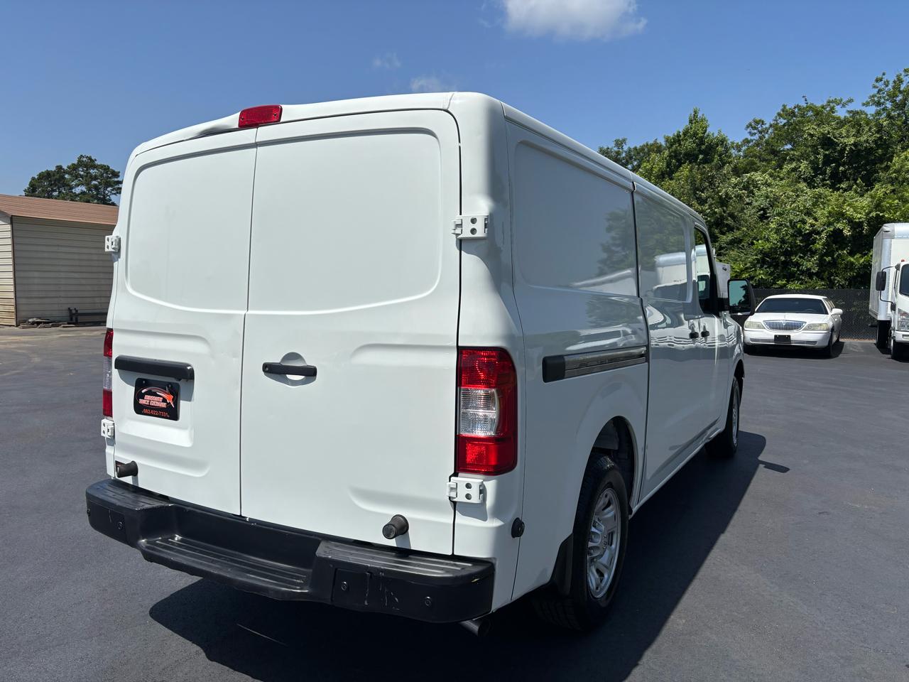Nissan NV Cargo NV2500 HD Standard Roof V6 SV 2020