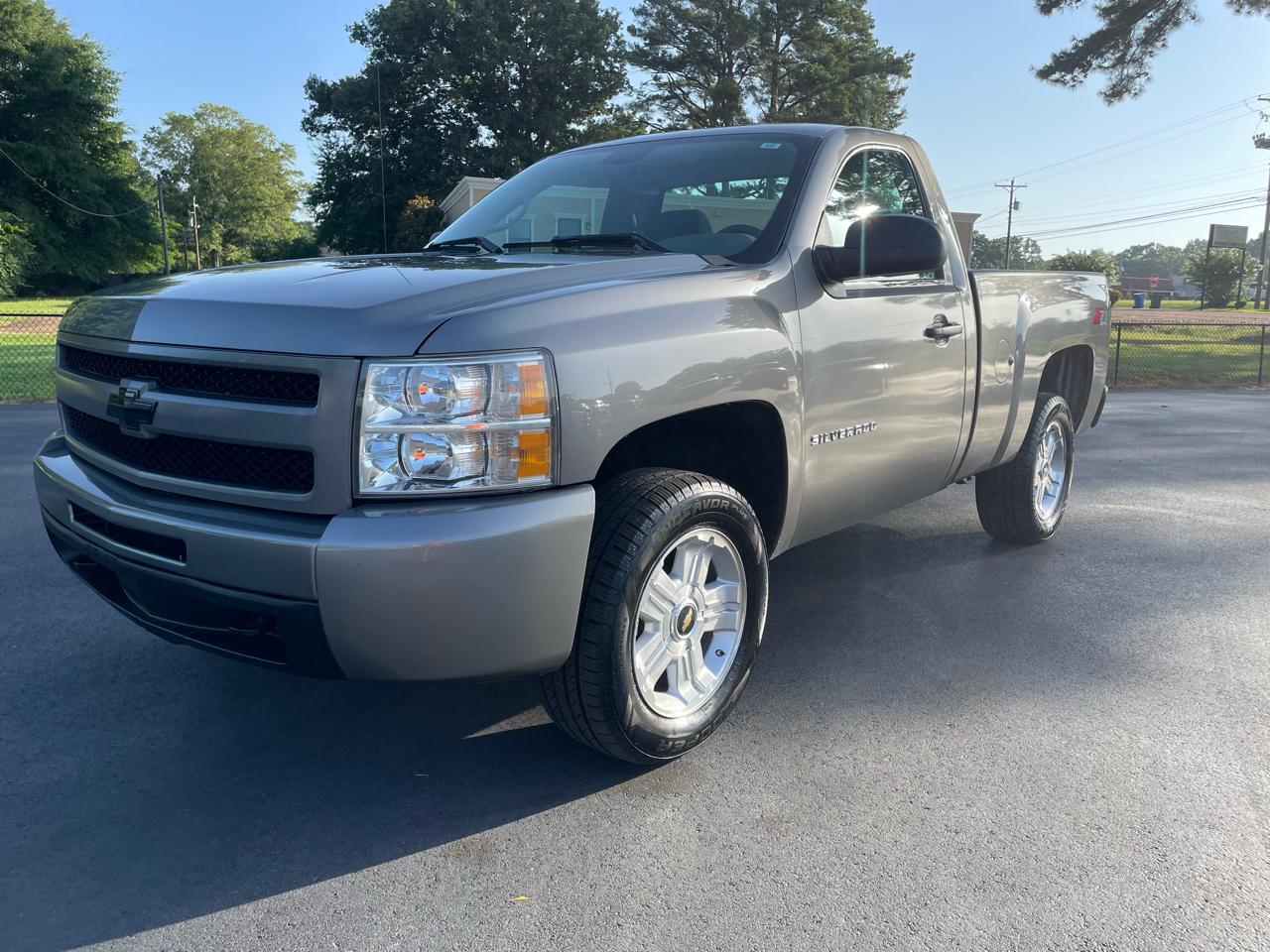 Chevrolet Silverado 1500 4WD Reg Cab 119.0" LS 2012
