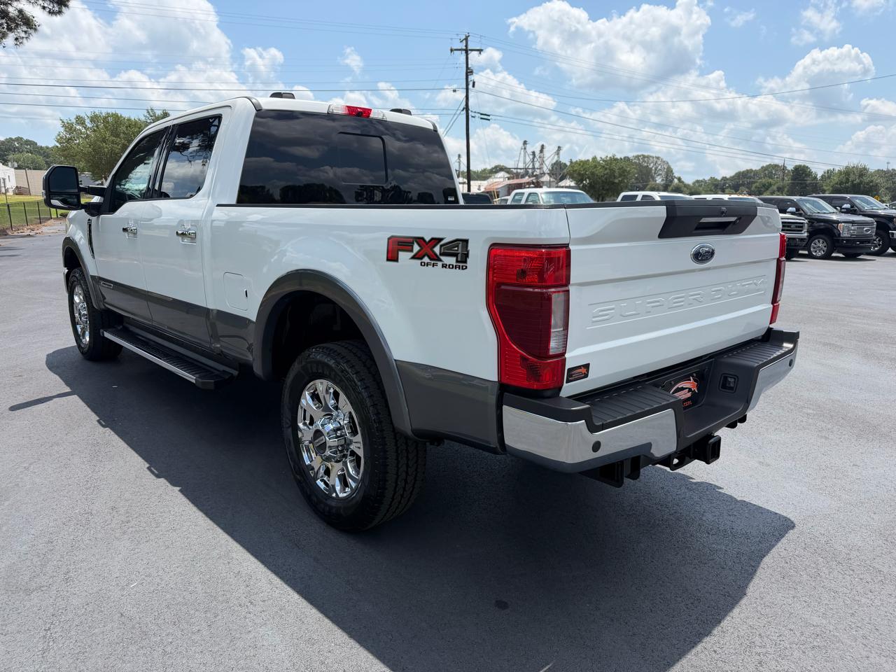 Ford Super Duty F-250 SRW Lariat 4WD Crew Cab 6.75' Box 2022