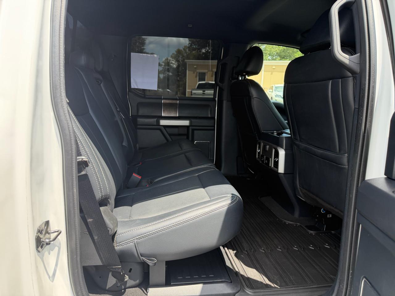 Ford Super Duty F-250 SRW Lariat 4WD Crew Cab 6.75' Box 2022