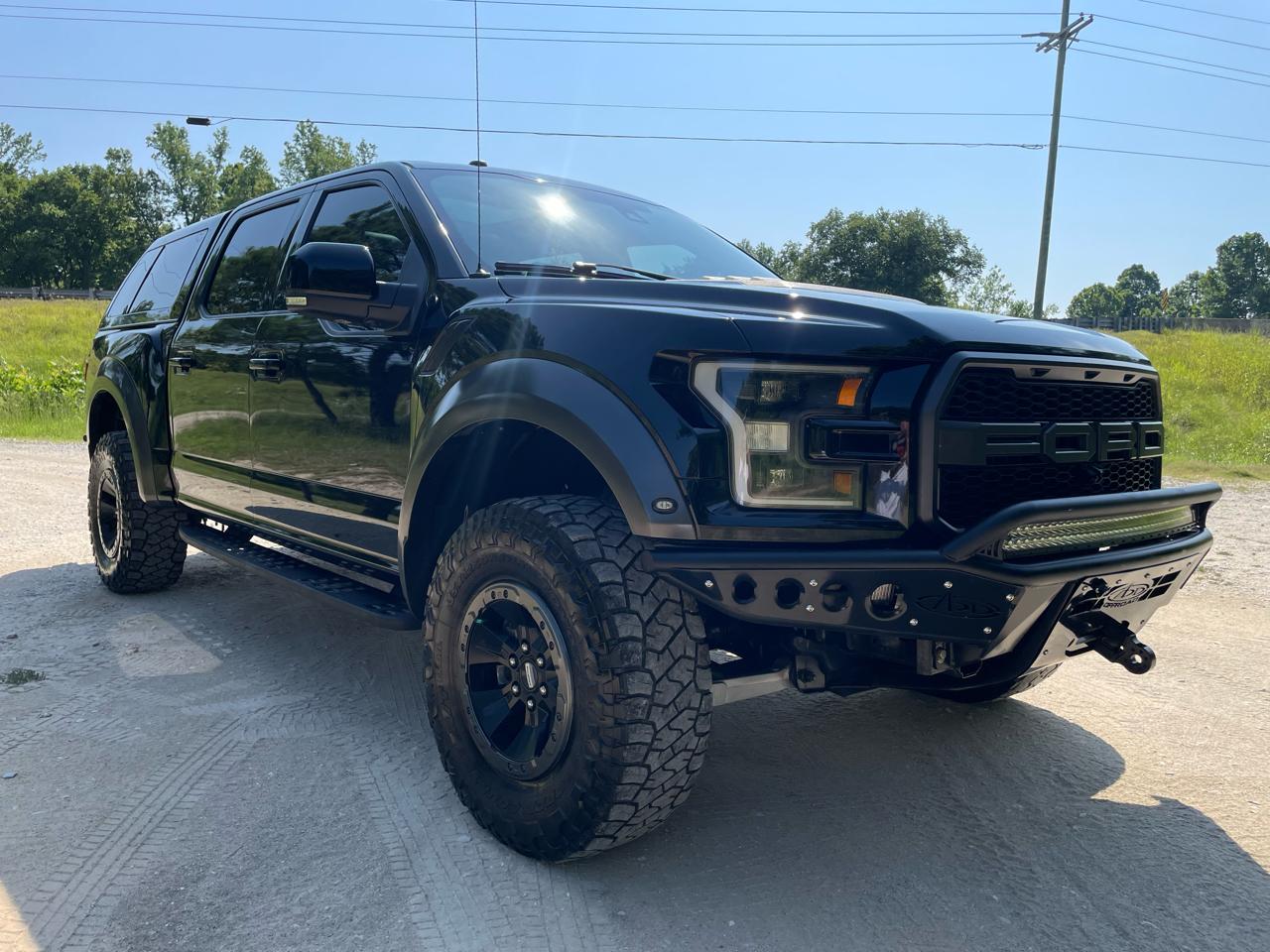 Ford F-150 Raptor 4WD SuperCrew 5.5' Box 2017