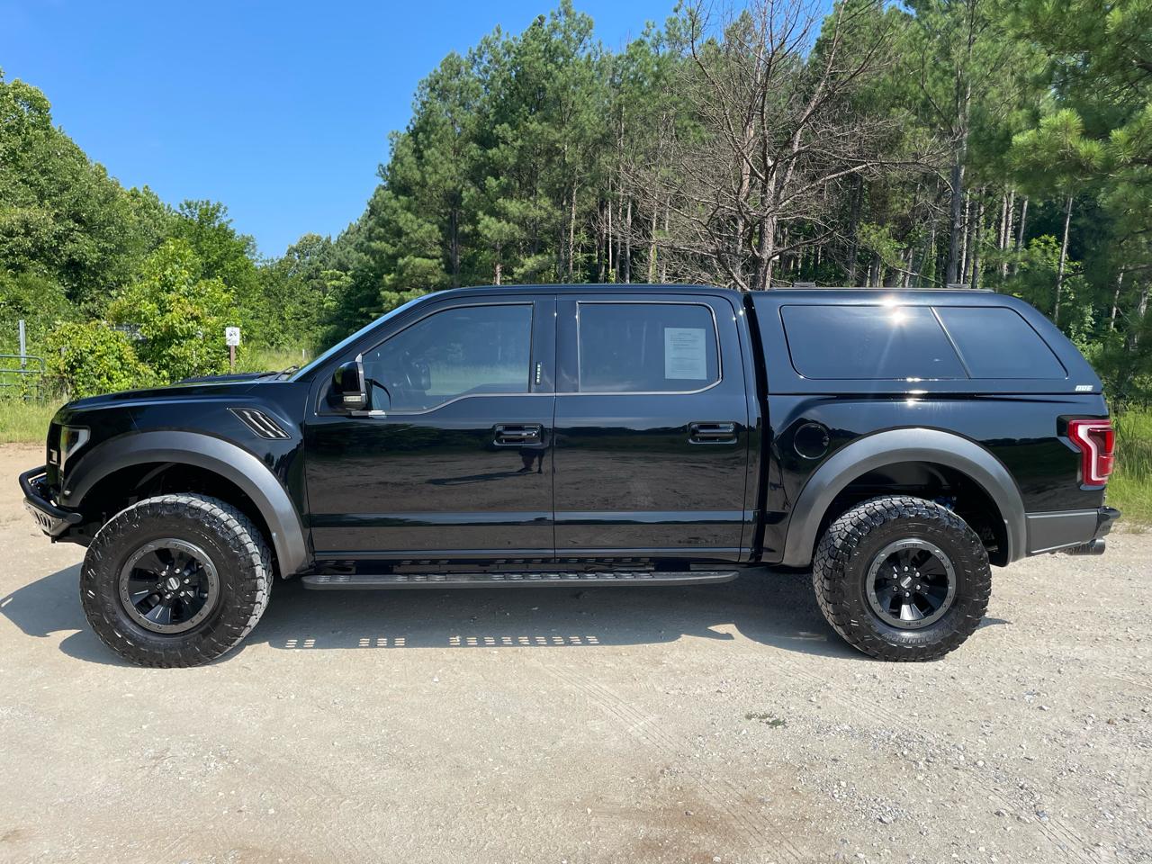 Ford F-150 Raptor 4WD SuperCrew 5.5' Box 2017
