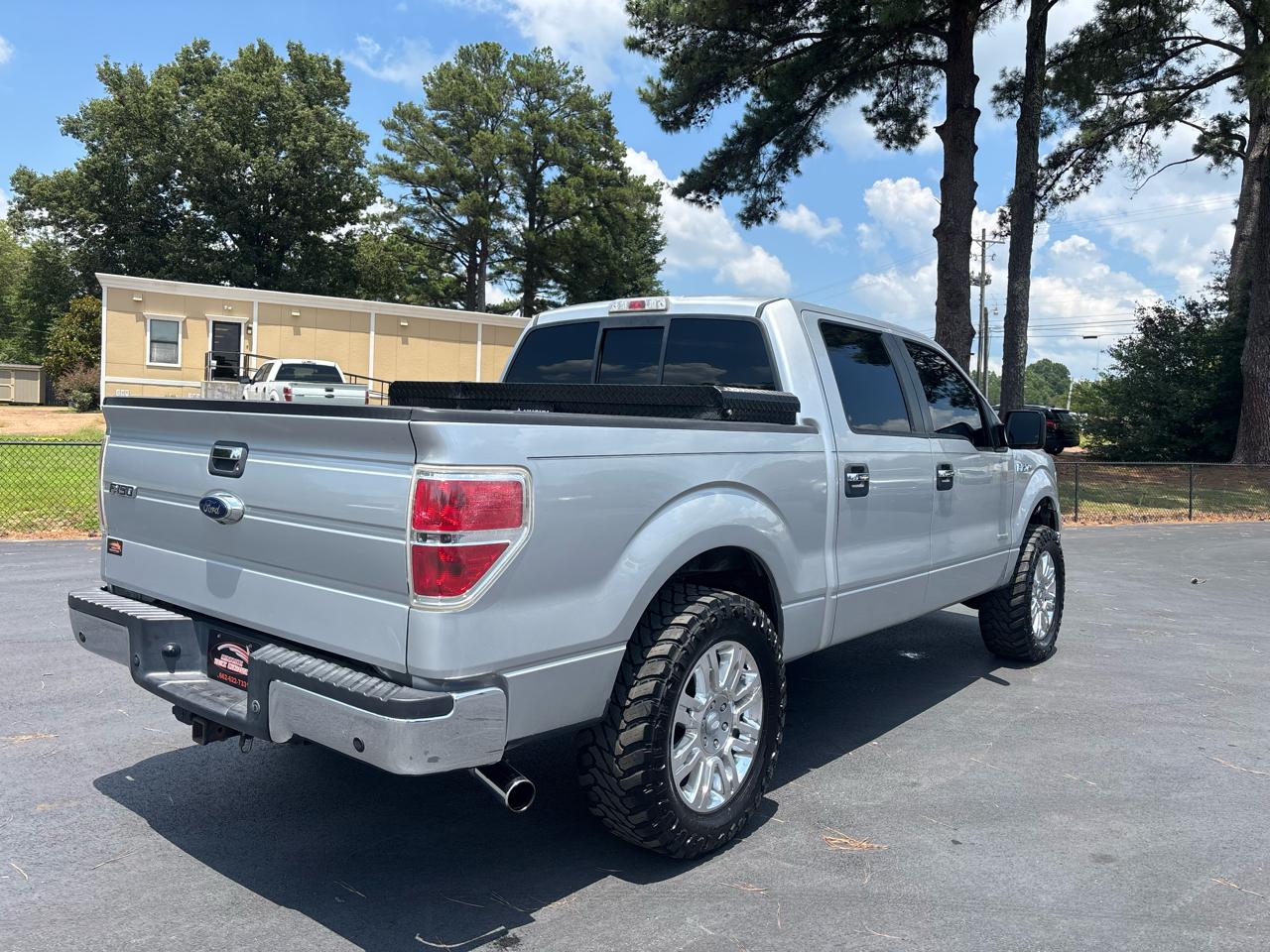 Ford F-150 2WD SuperCrew 145" XLT 2013