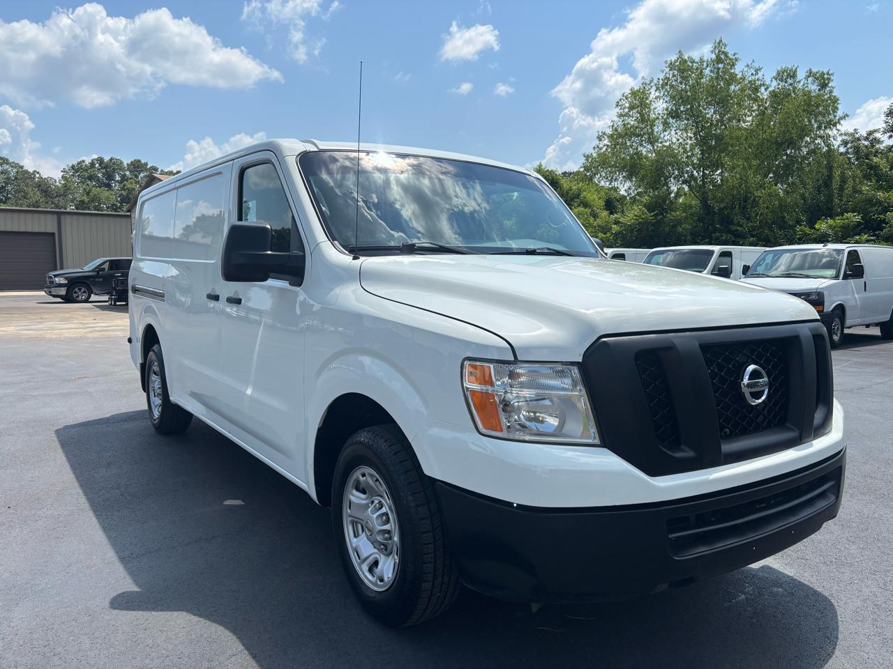 Nissan NV Cargo NV2500 HD Standard Roof V6 SV 2020