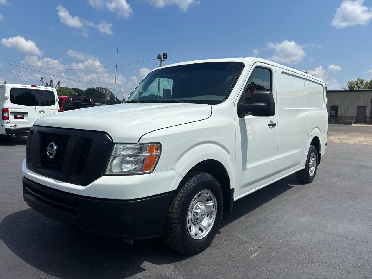 Nissan NV Cargo NV2500 HD Standard Roof V6 SV 2020