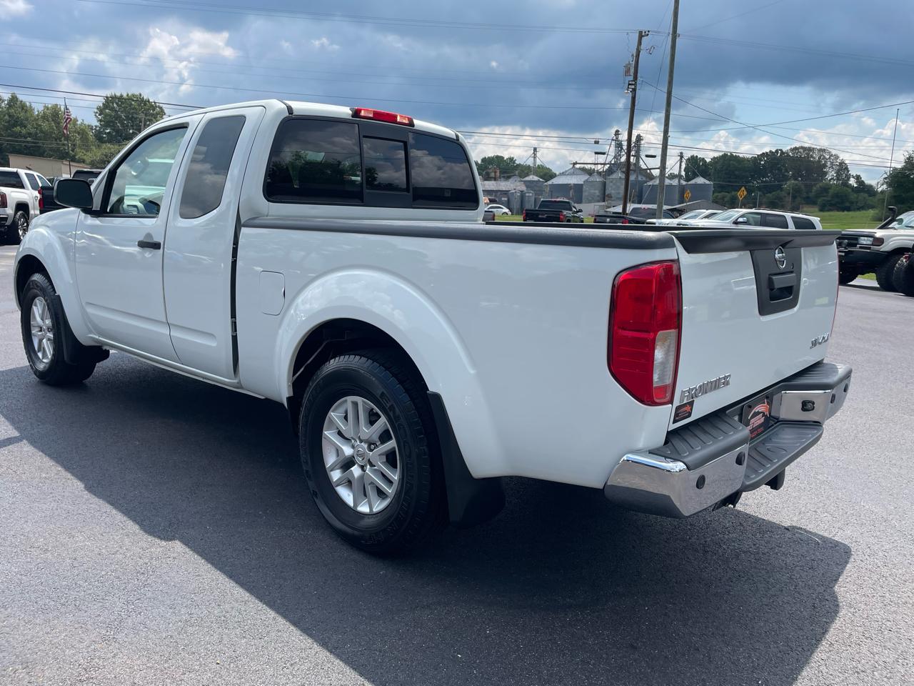 Nissan Frontier 4WD King Cab Auto SV 2014