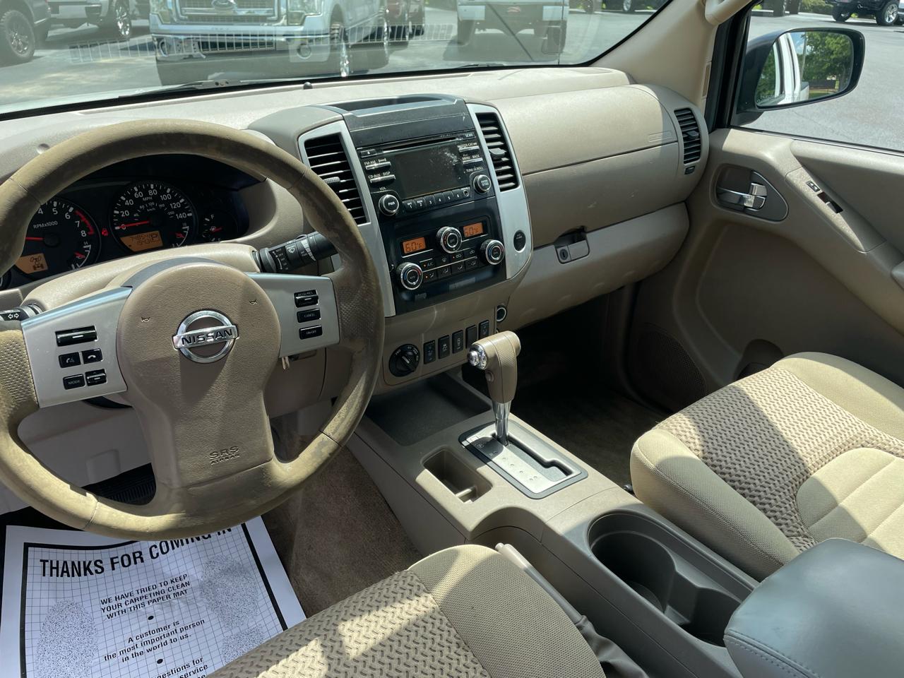Nissan Frontier 4WD King Cab Auto SV 2014