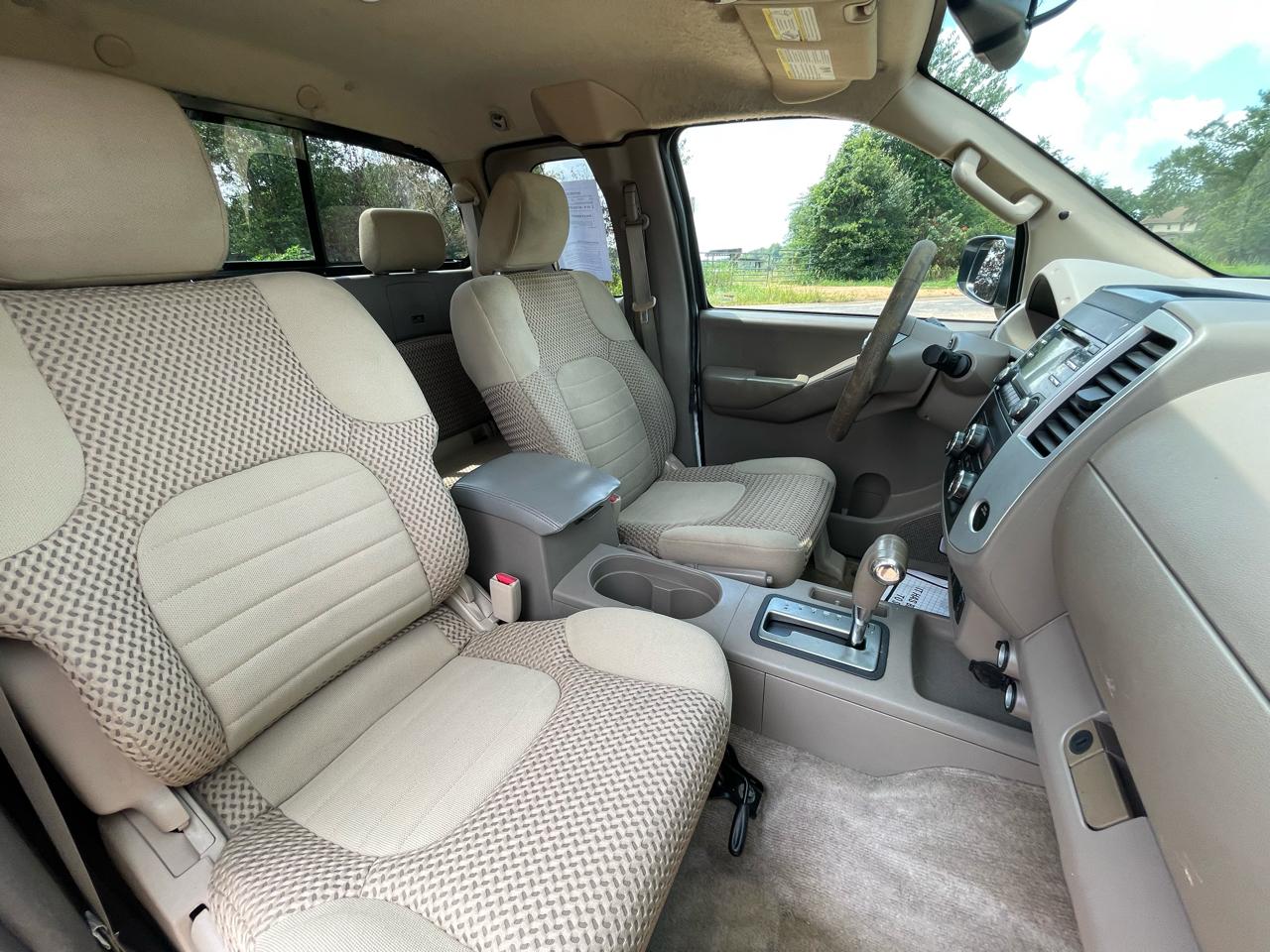 Nissan Frontier 4WD King Cab Auto SV 2014